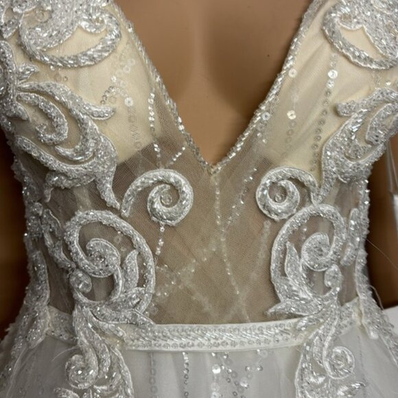 Bianco Vita Wedding Dress Couture Tulle A-line Size 10 NEW - Picture 5 of 16